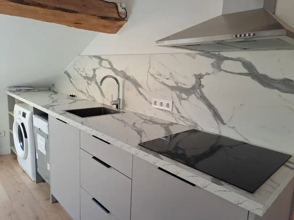 Cuina de Àtic de lloguer en Osséja amb Calefacció, Parquet i Traster