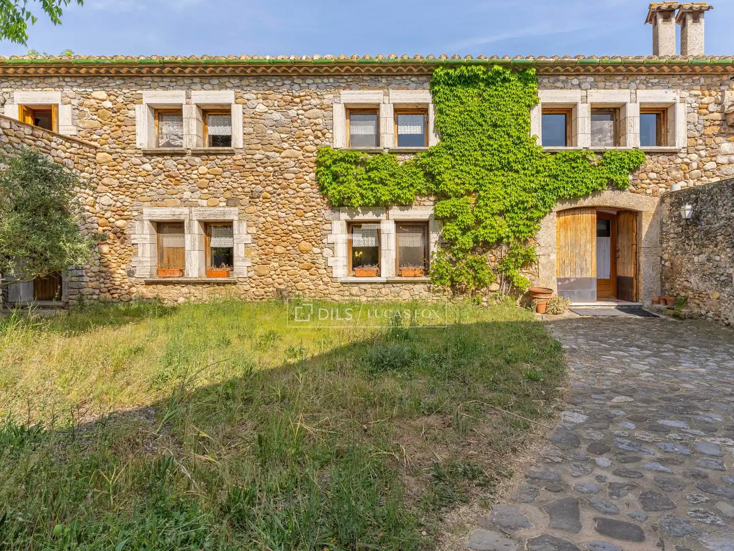 Vista exterior de Finca rústica en venta en Cabanelles con Calefacción, Jardín privado y Trastero