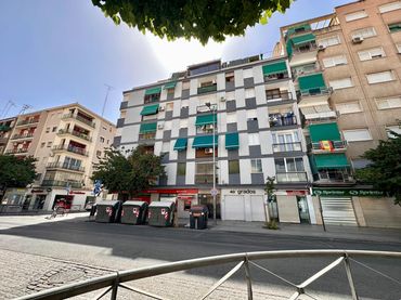 Wohnung mit Aufzug zum Verkauf in Avenida DE DILAR