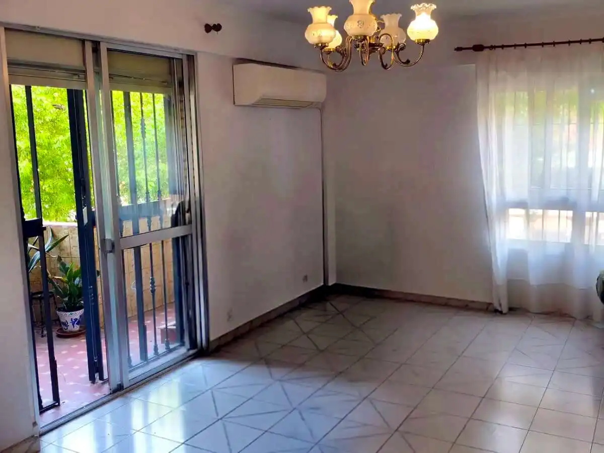 Flat with terrace for sale in Sur