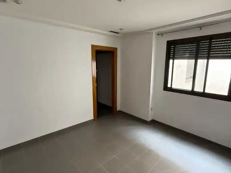 Flat for rent in Albal  with Air Conditioner and Balcony