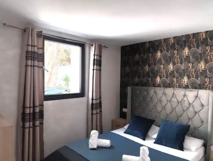 Chalet con terraza en venta en Garbinet - Vistahermosa, imagen 17