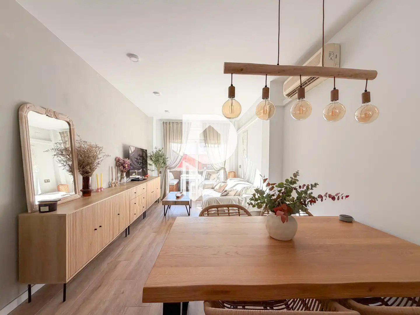 Sala de estar de Piso en venta en Barcelona con Aire acondicionado, Calefacción y Parquet