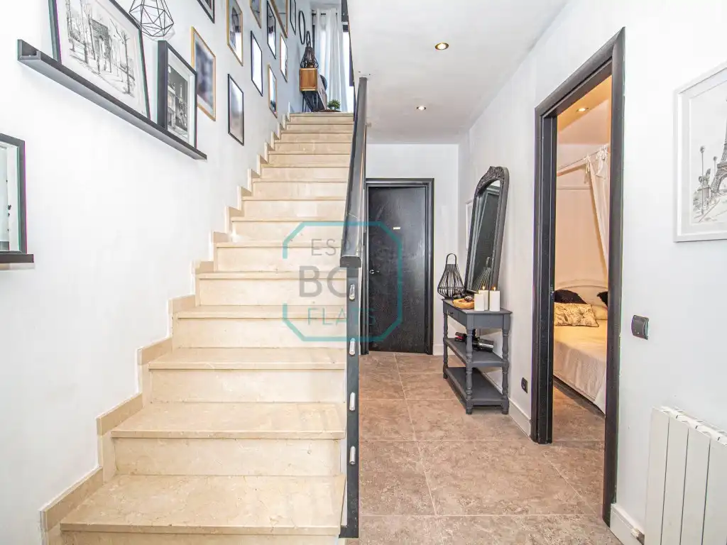 Haus oder Chalet zum Verkauf in Calafell mit Klimaanlage, Schwimmbad und Balkon