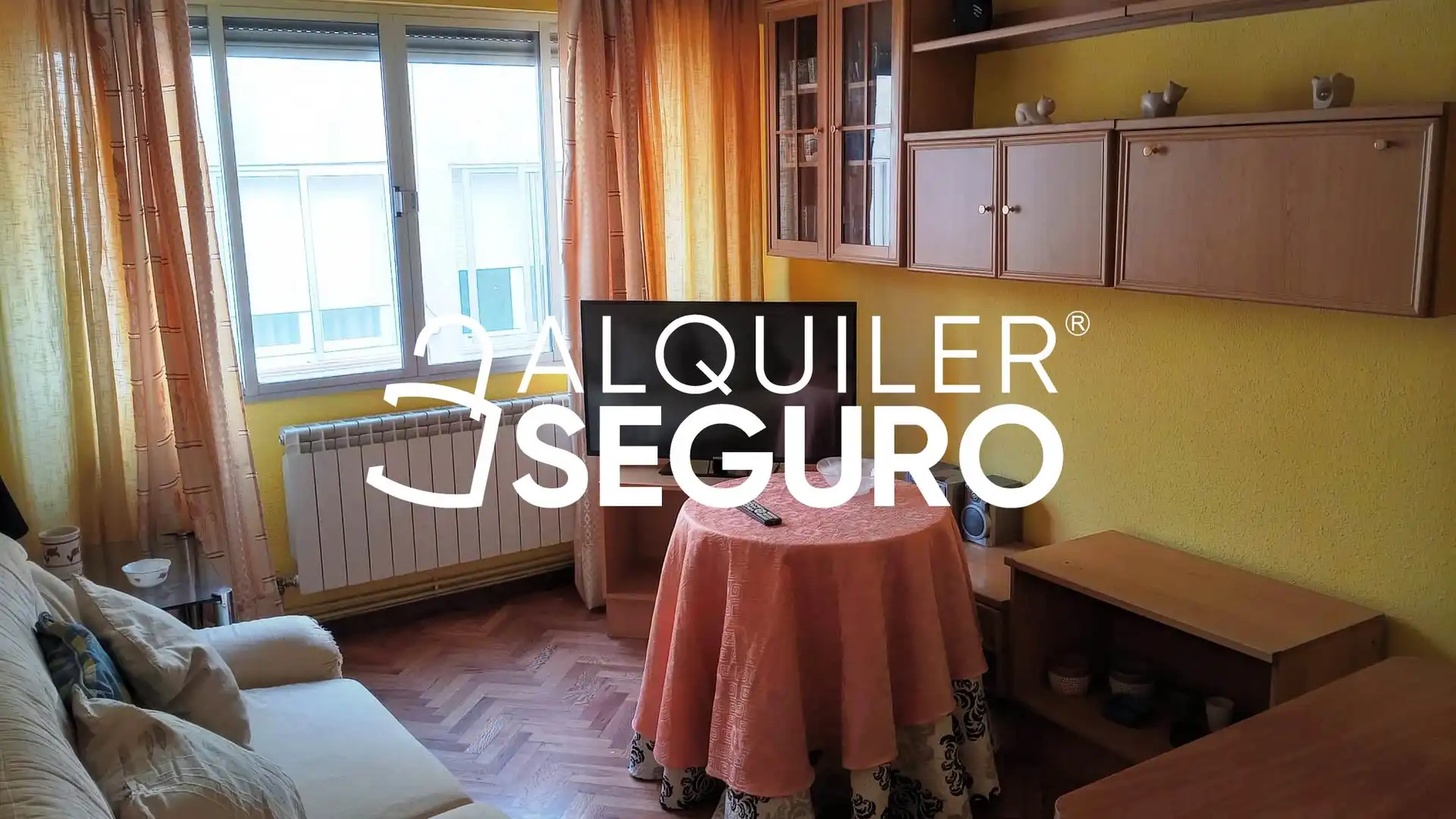 Dormitori de Pis de lloguer en Valladolid Capital amb Calefacció i Moblat