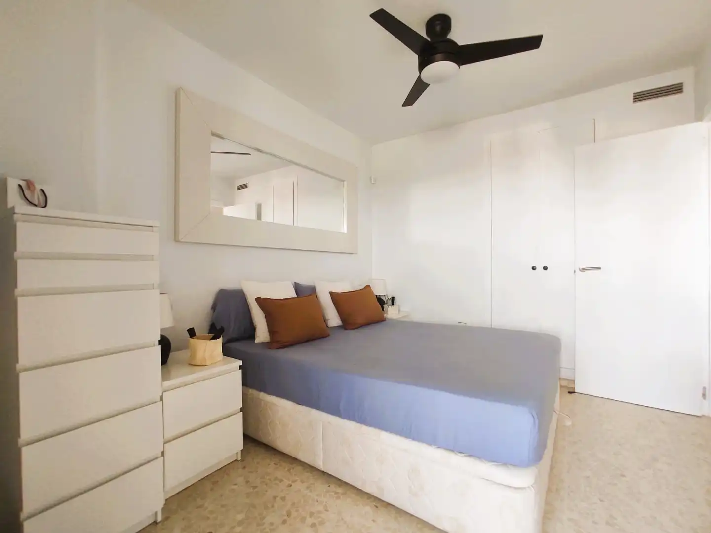 Bedroom of Apartments for sale in Sagunto / Sagunt  with Air Conditioner, Terrace and Furnished