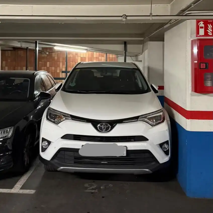 Aparcament de Garatge de lloguer en Barcelona amb Alarma