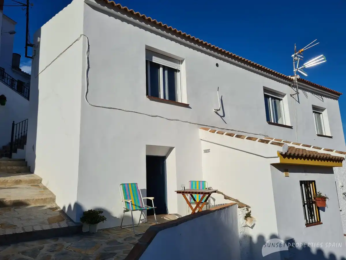 Exterior view of Detached homes for sale in Almáchar