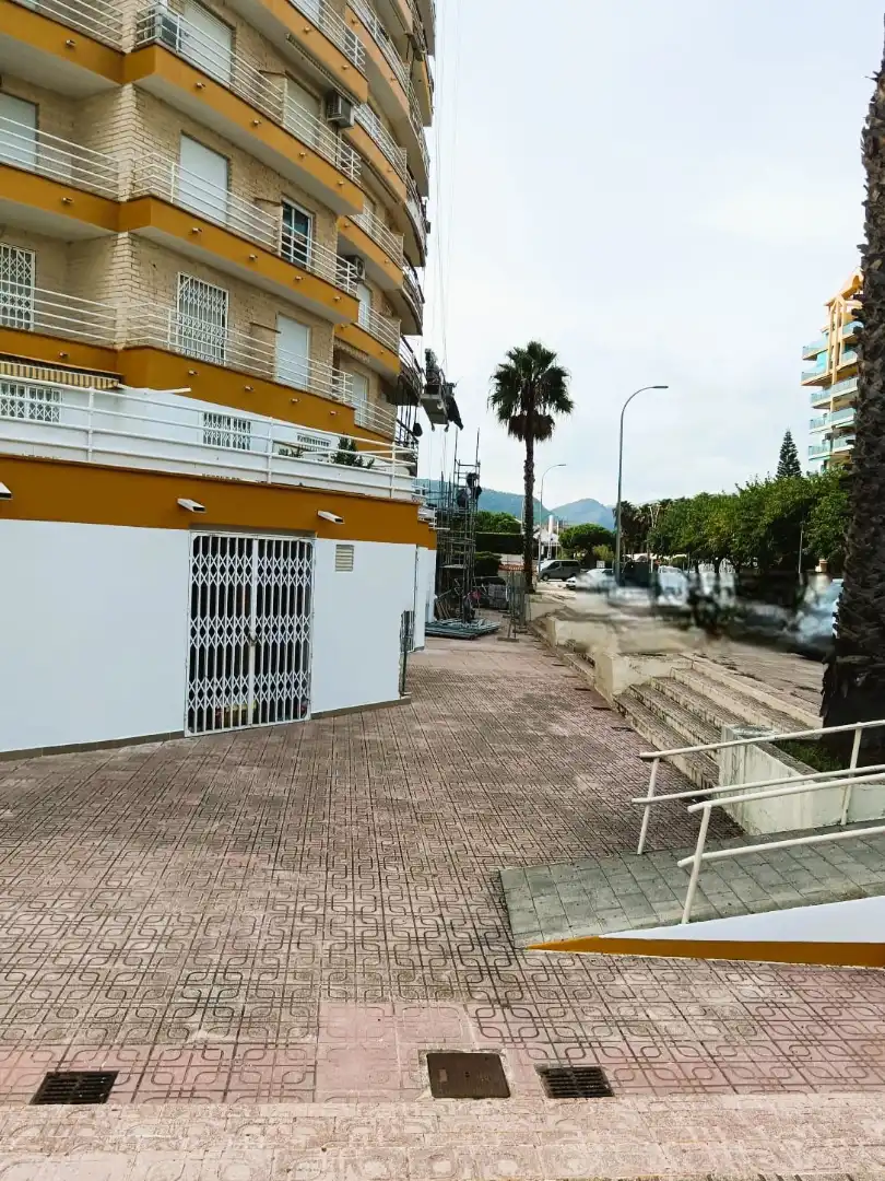 Local commercial à vendre à Avinguda del Nord 15