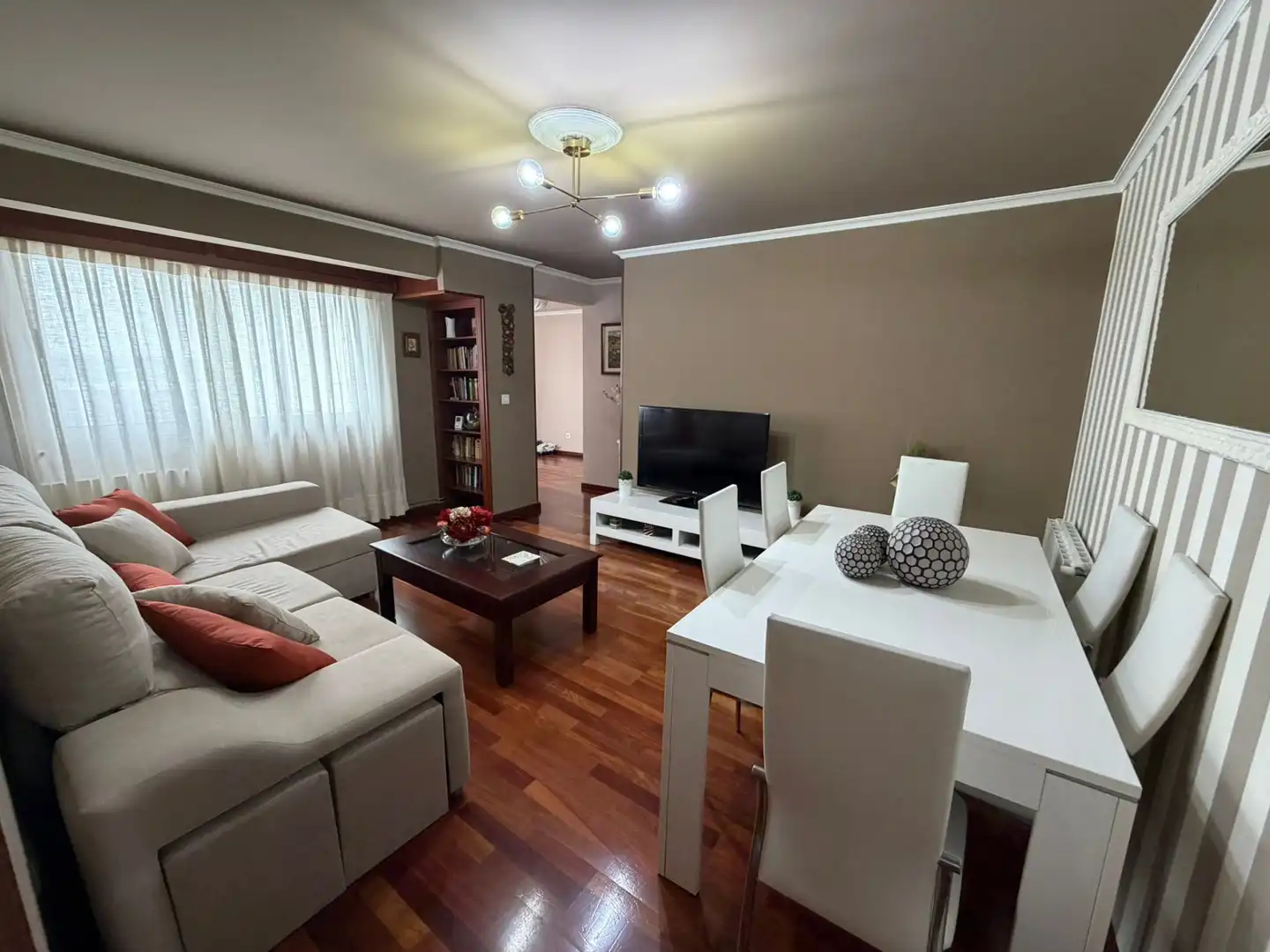 Wohnzimmer von Wohnung zur Miete in Ferrol mit Heizung, Möbliert und Ofen