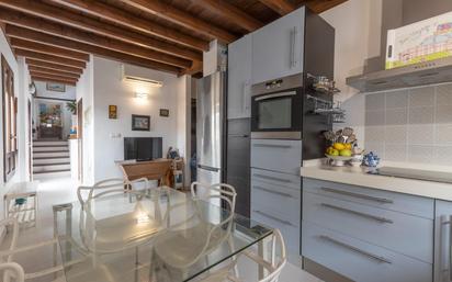 Kitchen of Attic for sale in  Granada Capital  with Air Conditioner, Heating and Terrace