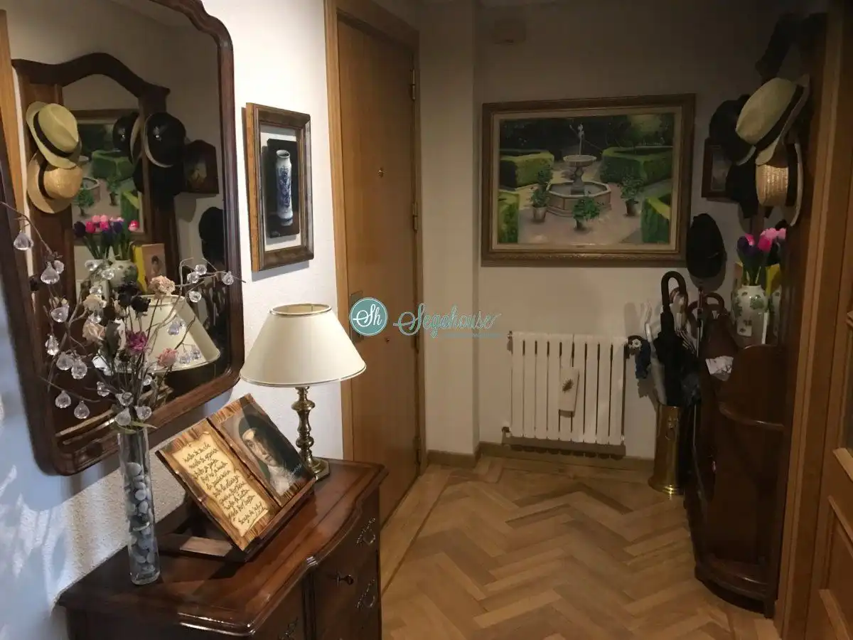 Pis en venda en Segovia amb Calefacció, Parquet i Terrassa