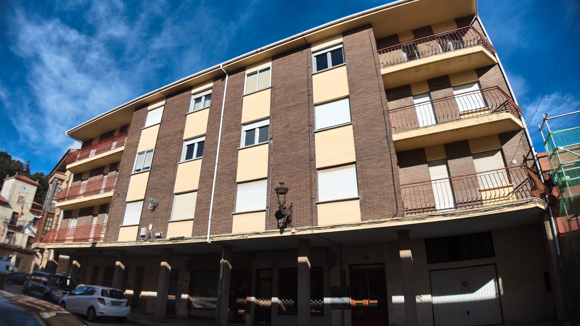 Exterior view of Attic for sale in Cervera de Pisuerga  with Heating and Furnished