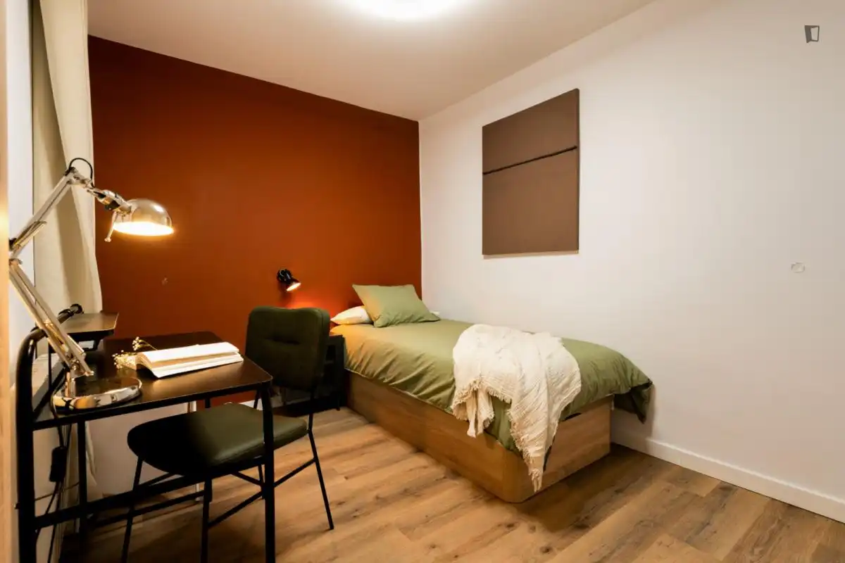 Habitació a Sabadell, Barcelona
