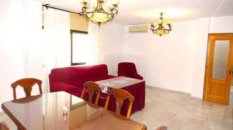 Foto 2 de Piso de alquiler en Órgiva, Granada