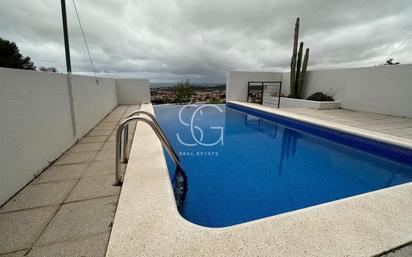 Piscina de Casa adosada en venda en Roda de Berà amb Jardí privat, Terrassa i Piscina