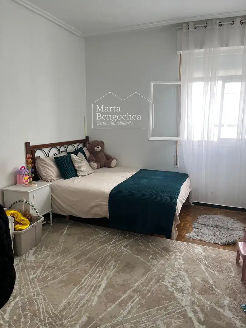 Bedroom of Flat for sale in Vitoria - Gasteiz  with Heating, Terrace and Storage room