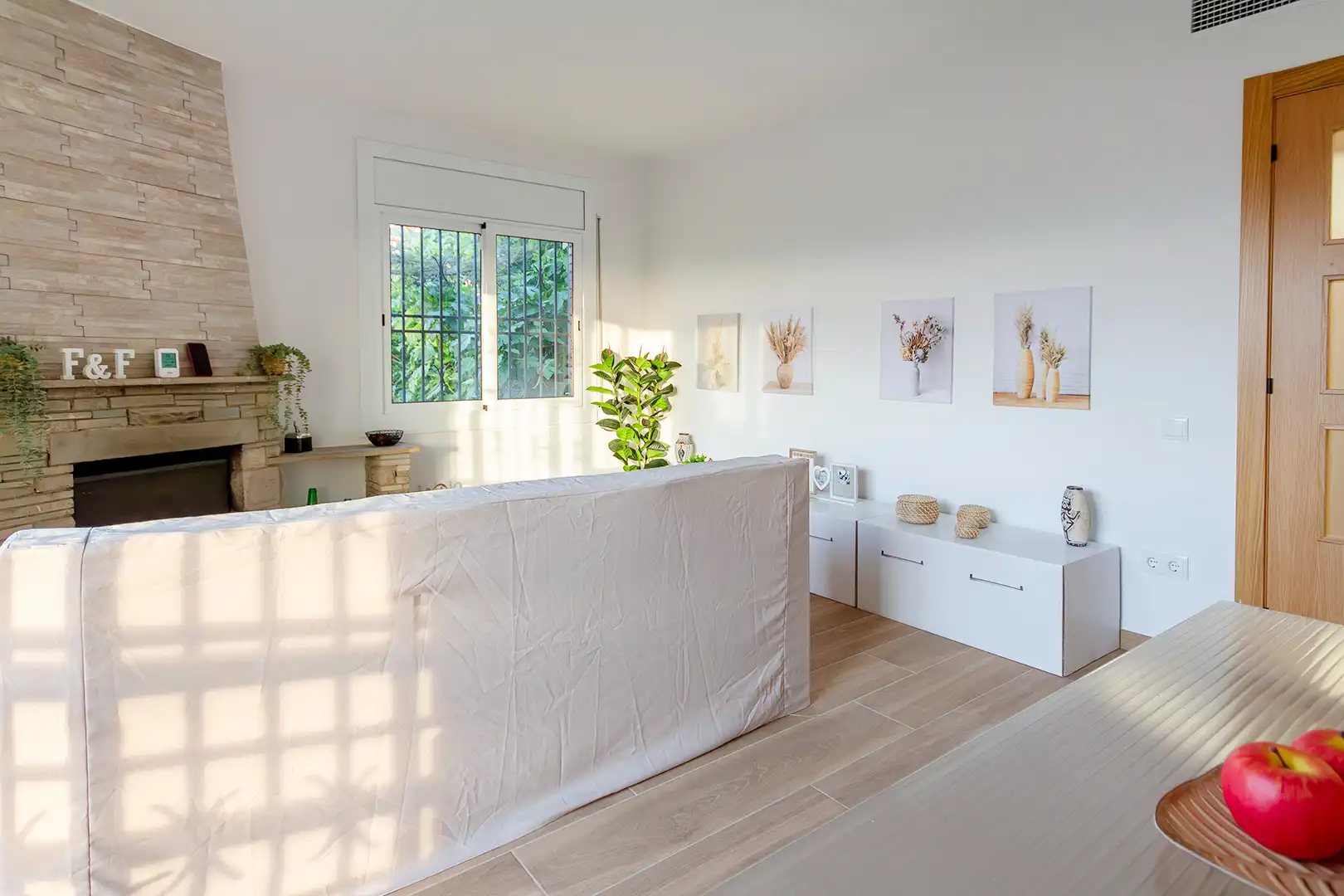 Habitación de Casa o chalet en venta en Castellví de Rosanes con Aire acondicionado, Calefacción y Jardín privado