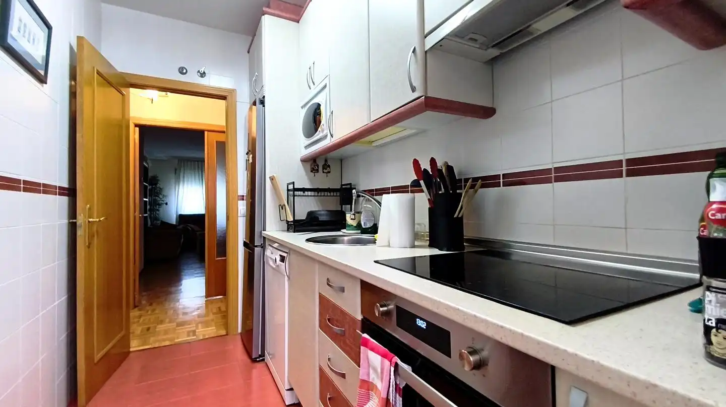 Cuina de Planta baixa de lloguer en Madrid amb Aire condicionat, Calefacció i Parquet