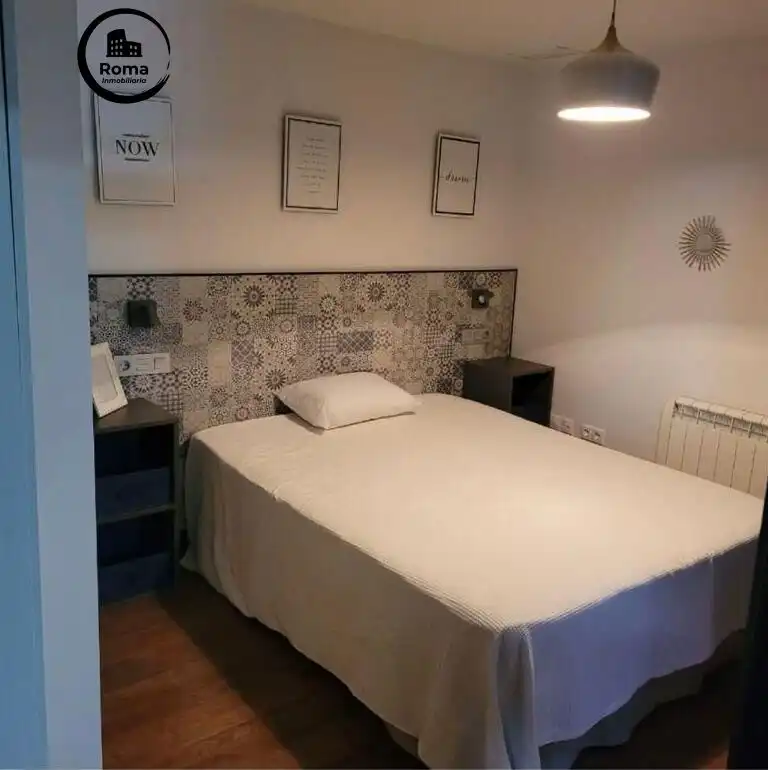 Bedroom of Apartments for sale in Churriana de la Vega  with Parquet flooring and Furnished