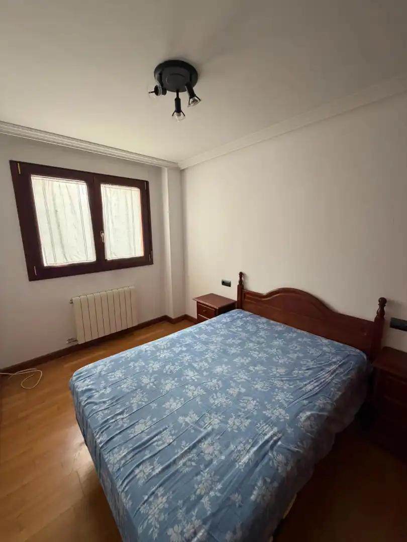 Habitación de Piso de alquiler en Salamanca con Calefacción, Parquet y Amueblado