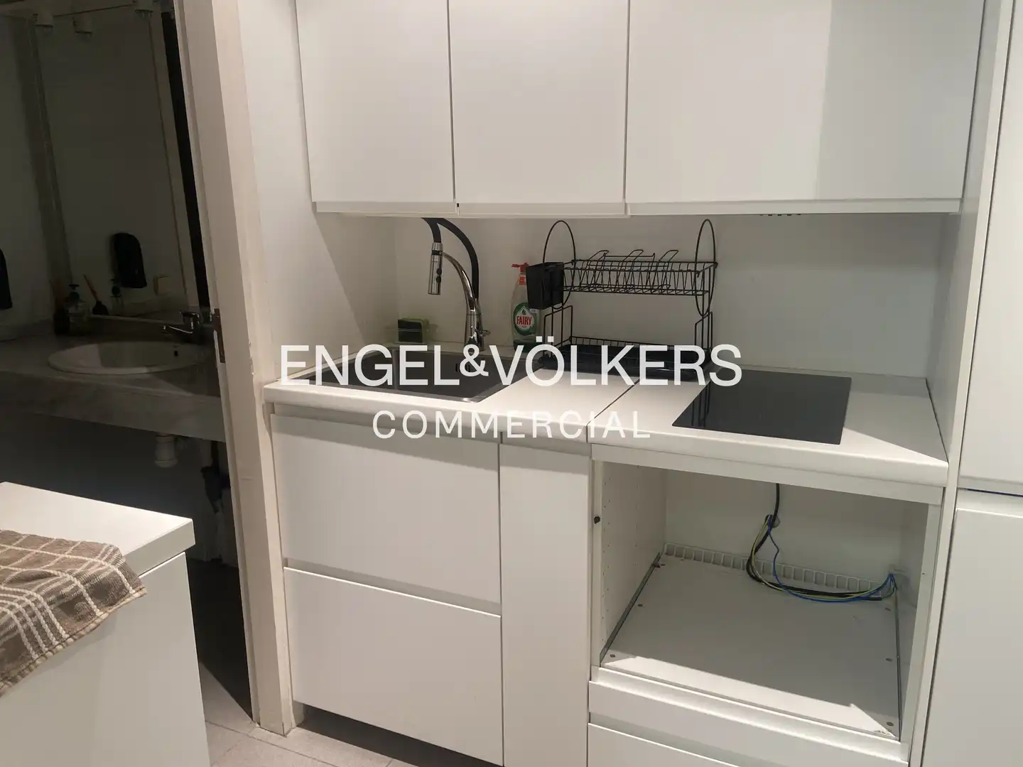 Küche von Fabrikhallen zur Miete in Barcelona