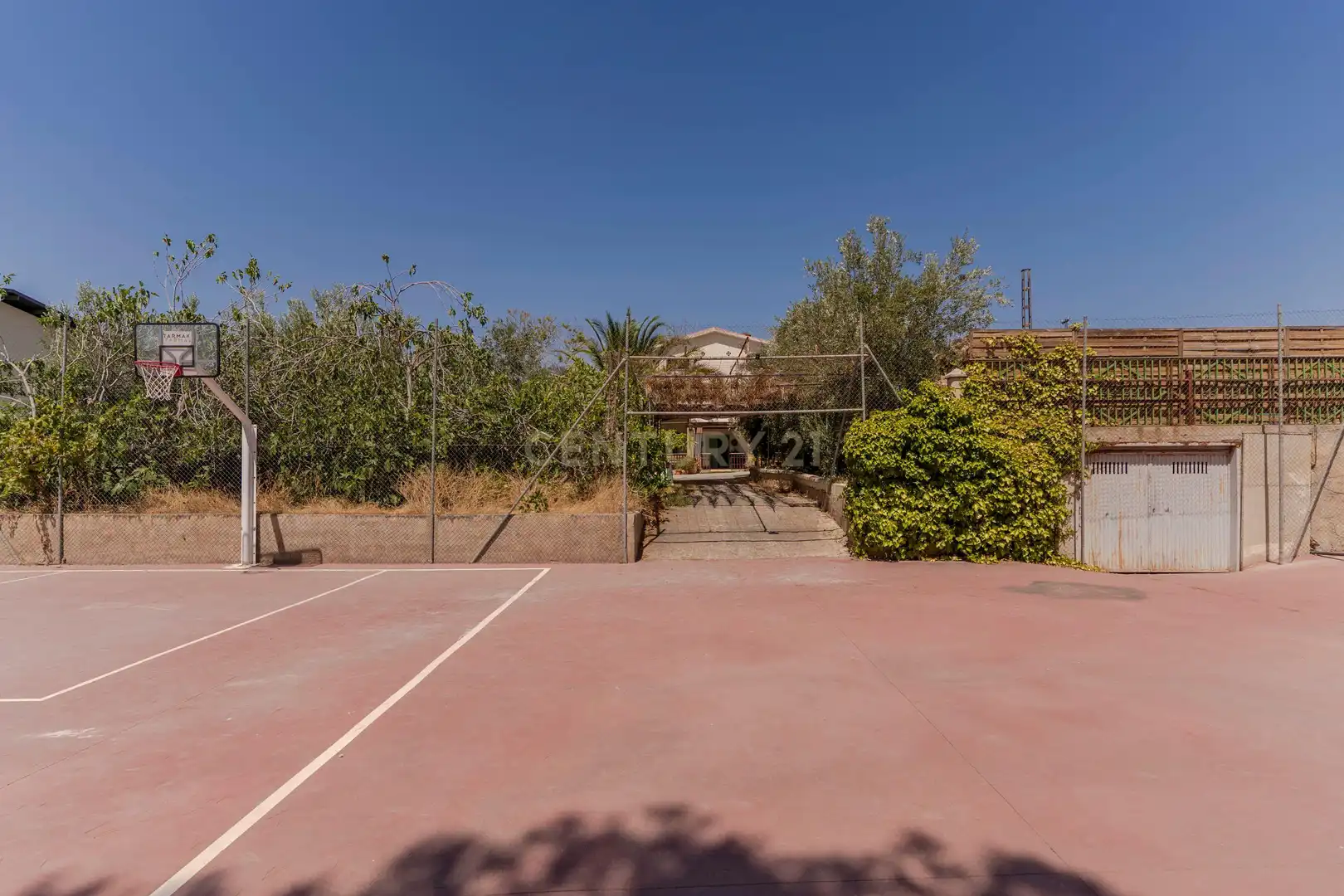 Jardín de Edificio en venta en Gójar