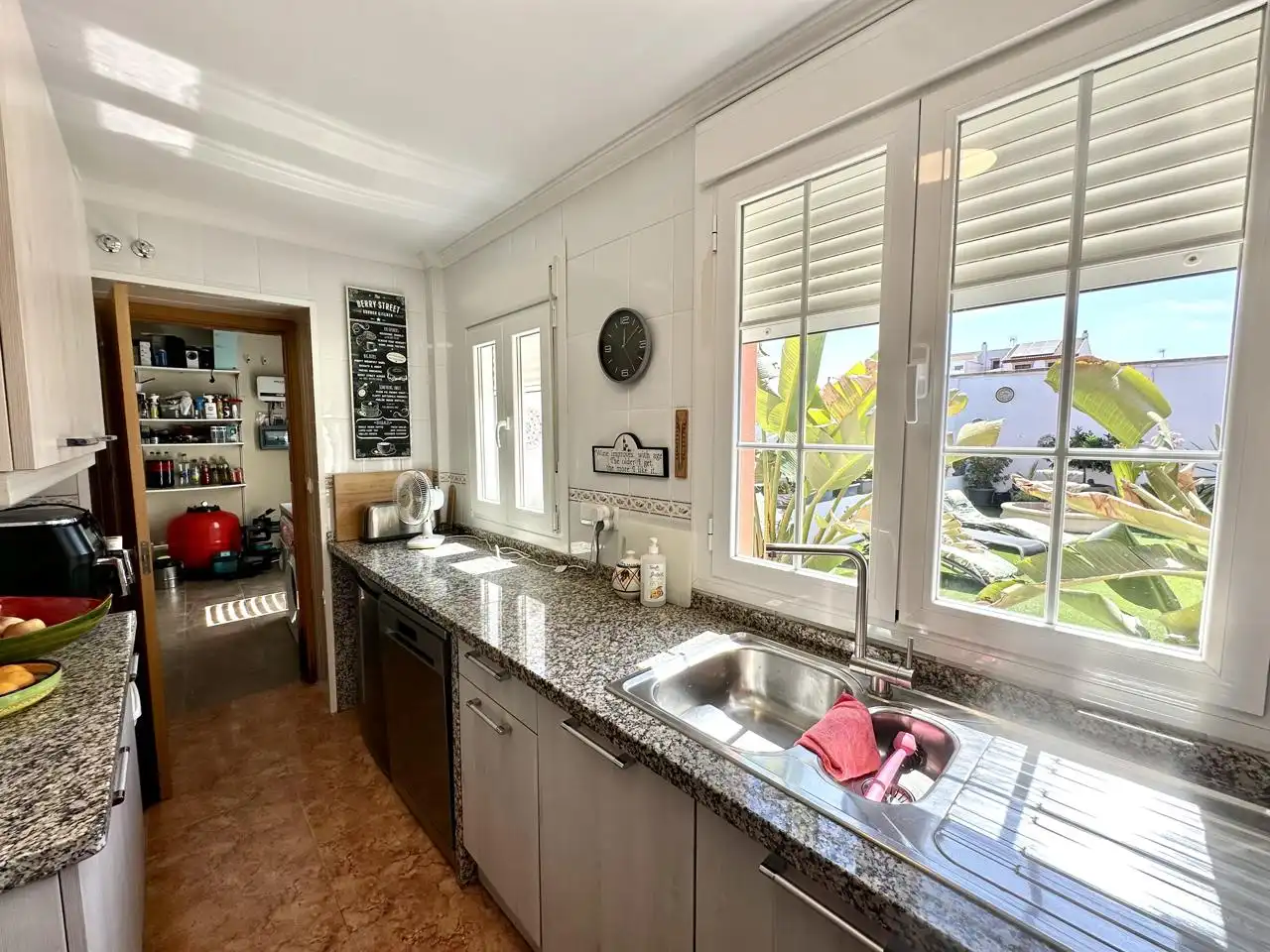 Cocina de Casa o chalet en venta en Fuente de Piedra con Aire acondicionado, Jardín privado y Terraza