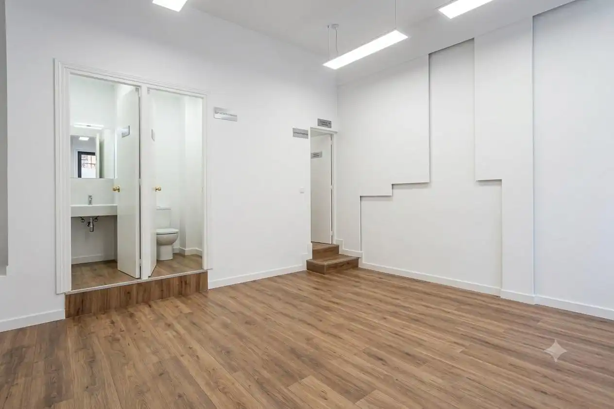 Local comercial en venta en Fuencarral - El Pardo, imagen 11
