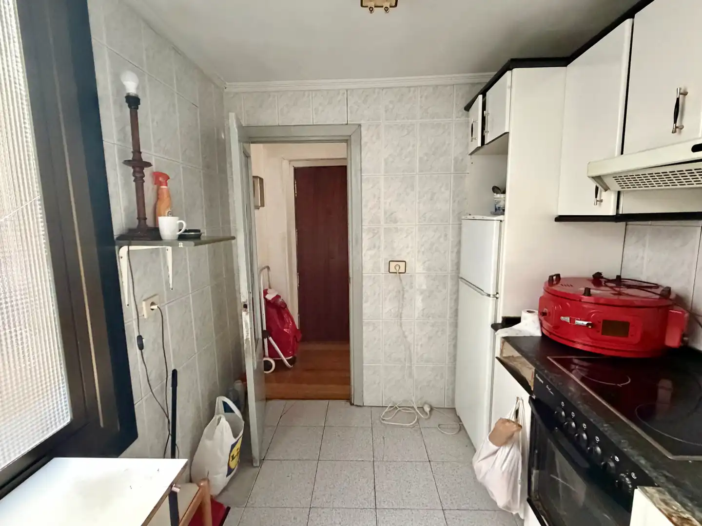 Cuina de Pis en venda en Bilbao  amb Calefacció, Parquet i Moblat