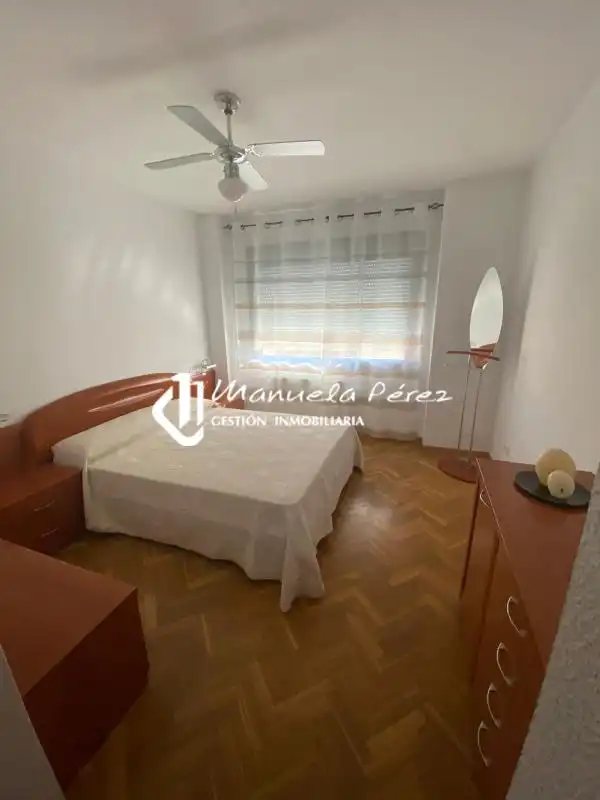 Schlafzimmer von Wohnung zum Verkauf in Cáceres mit Klimaanlage, Heizung und Terrasse
