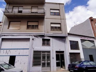 Résidentiel à vendre à Calle Manuel Berdejo