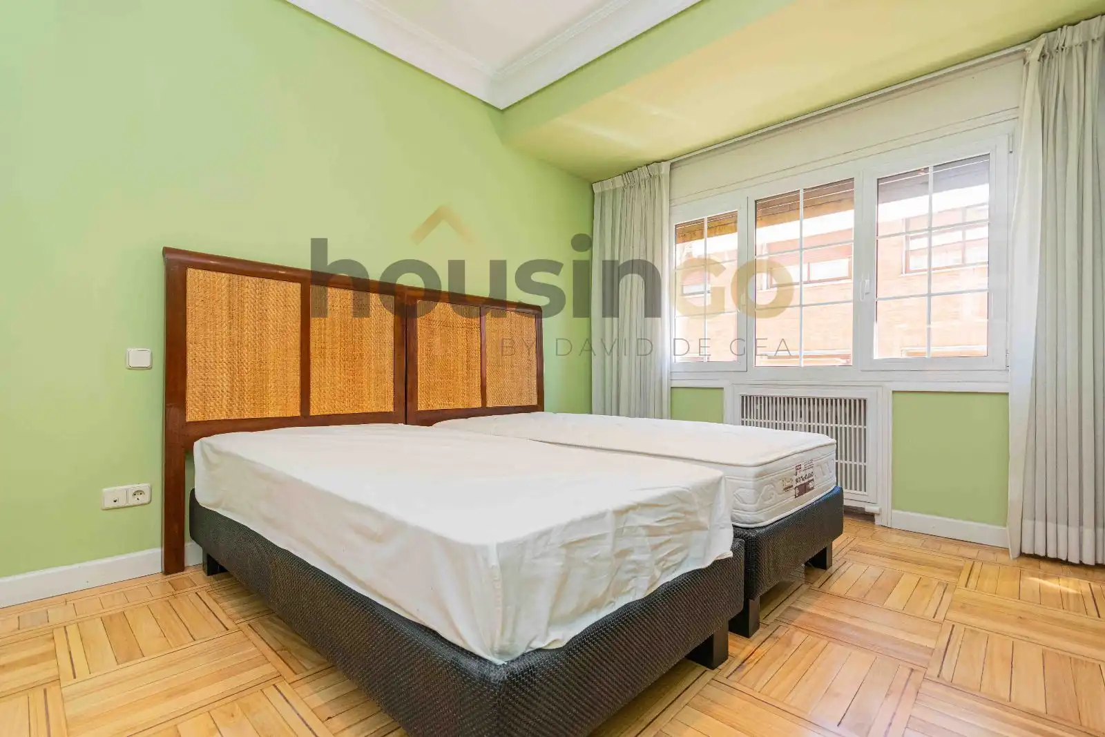 Schlafzimmer von Wohnung zur Miete in Madrid mit Heizung und Terrasse