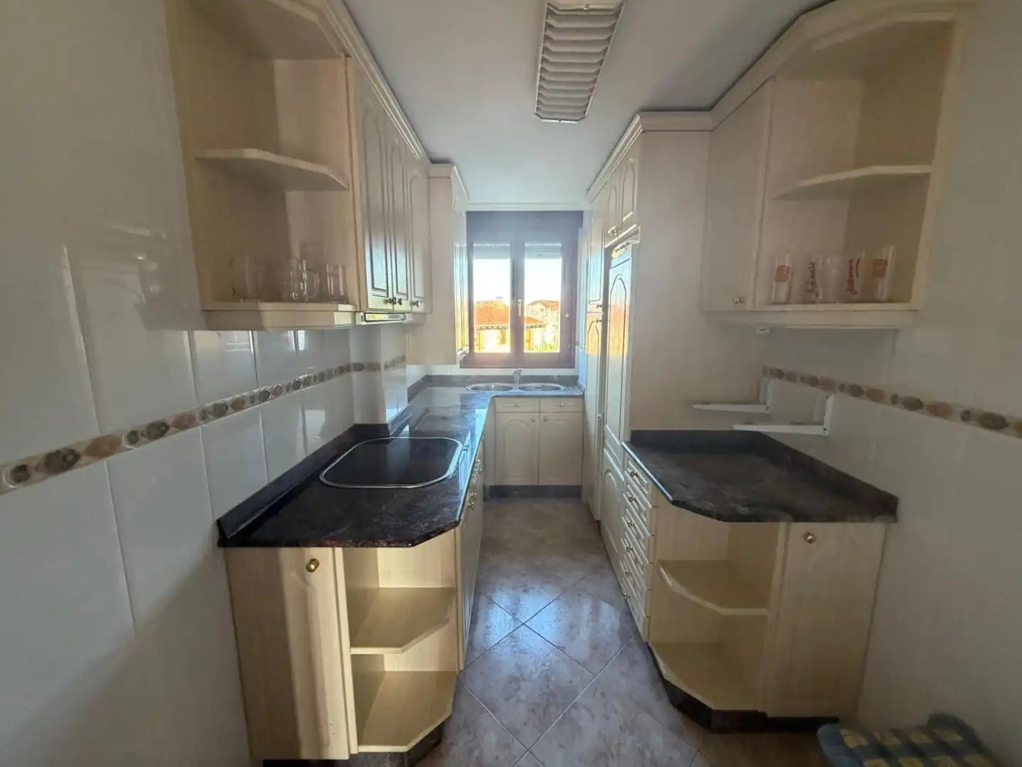 Kitchen of Flat for sale in Meruelo, Cantabria
