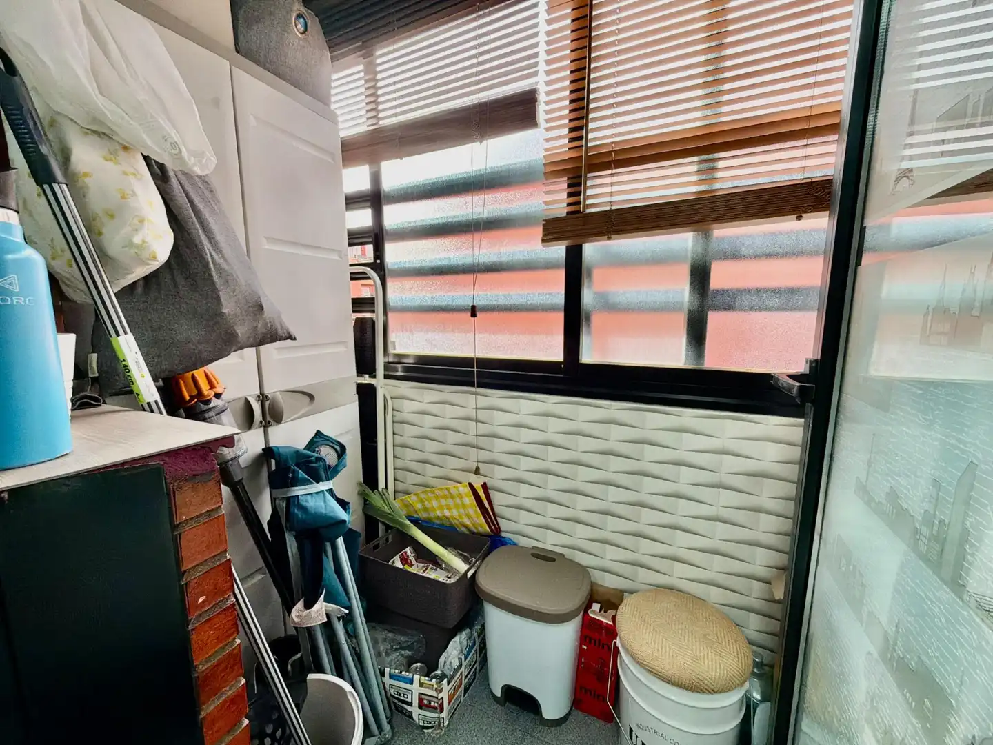 Balcony of Flat for sale in Madrid  with Air Conditioner, Heating and Storage room