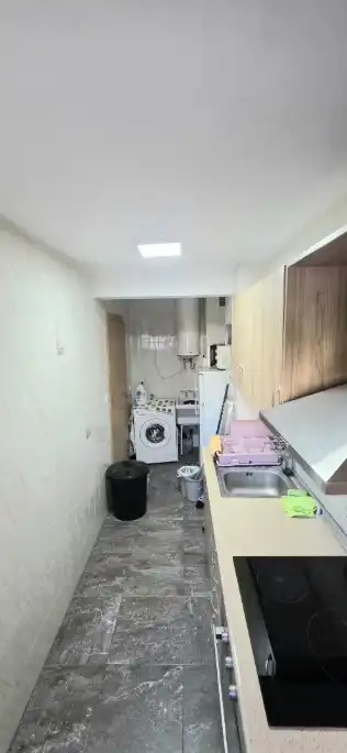 Cuina de Pis en venda en Jaén amb Moblat i Balcó