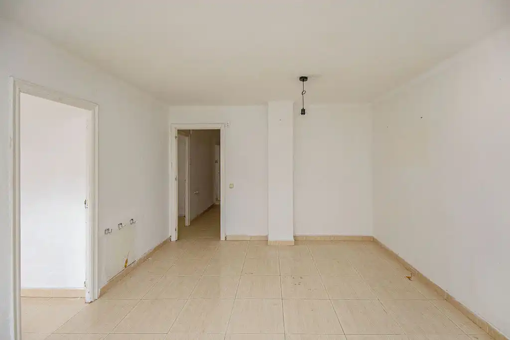 Piso en venta en Salt con Alarma