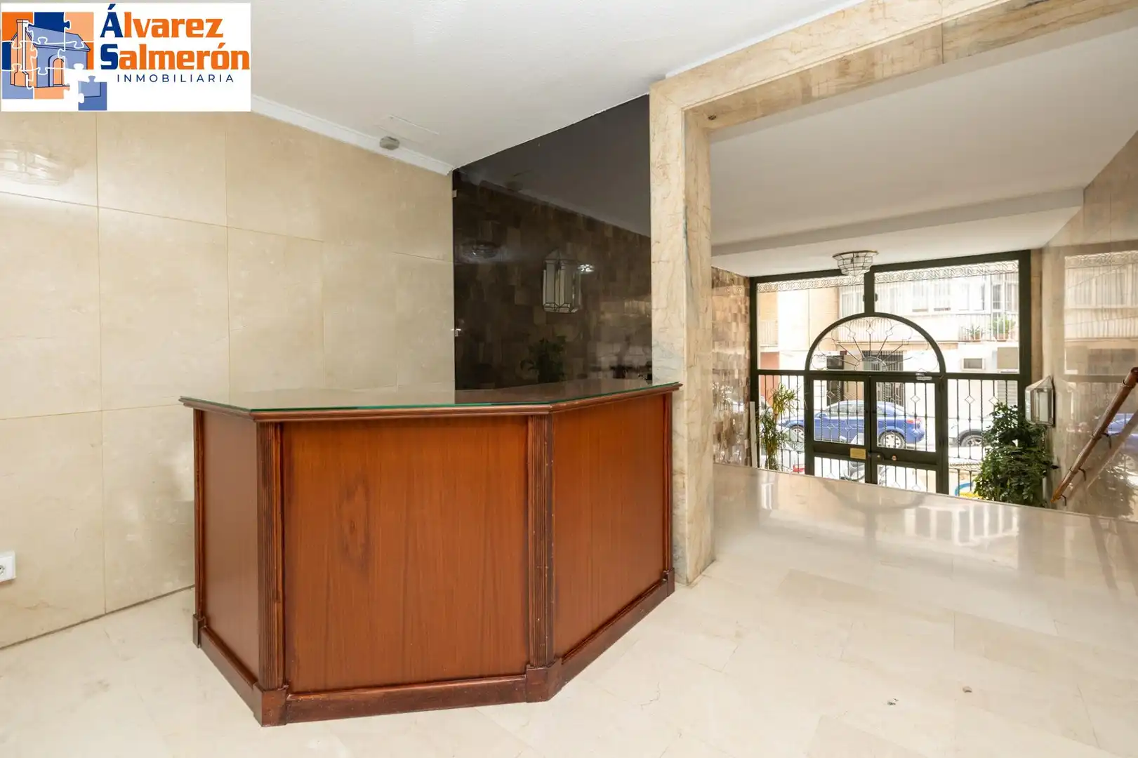 Flat for sale in Granada