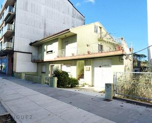 Vista exterior de Casa o xalet en venda en Sanxenxo amb Jardí privat, Terrassa i Traster