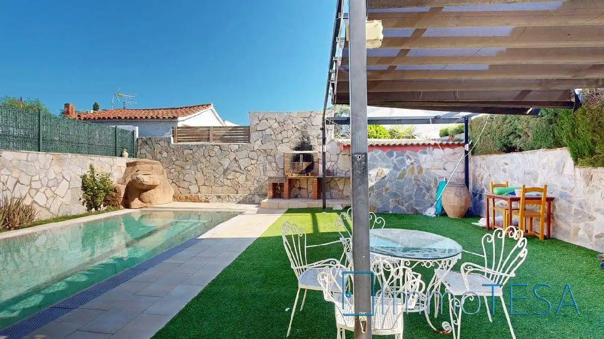 Jardín de Casa o chalet en venta en Barberà del Vallès con Calefacción, Jardín privado y Parquet
