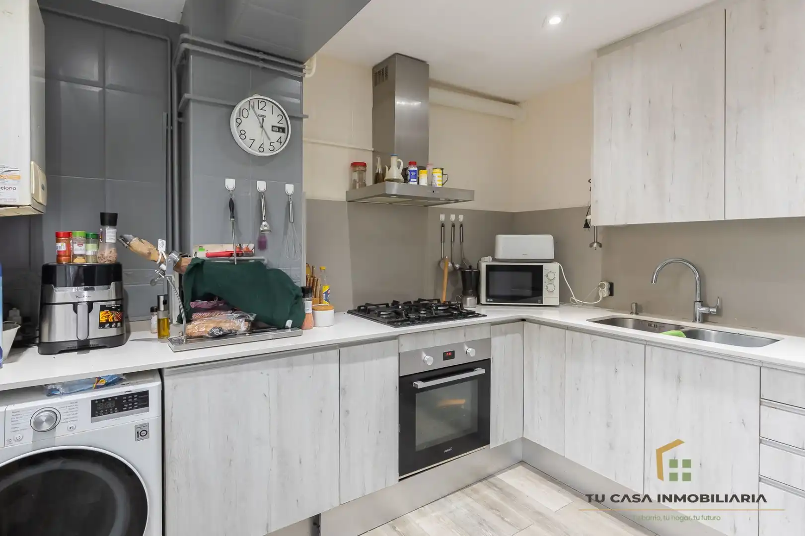 Cocina de Piso en venta en Badalona con Aire acondicionado