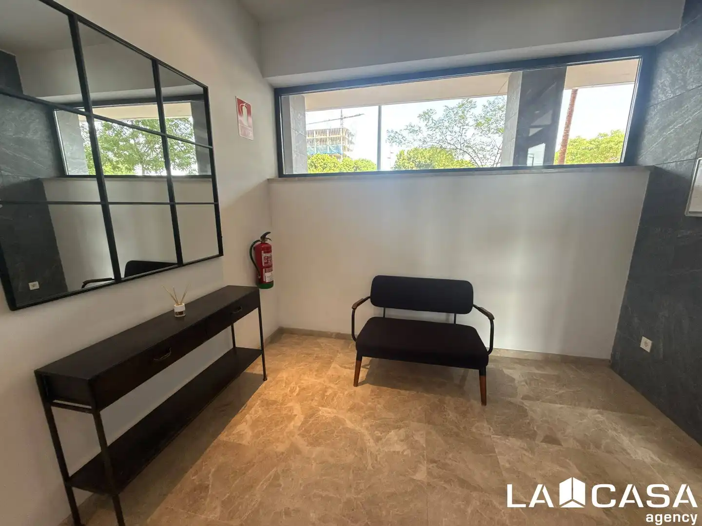Piso en venta en Entrenúcleos