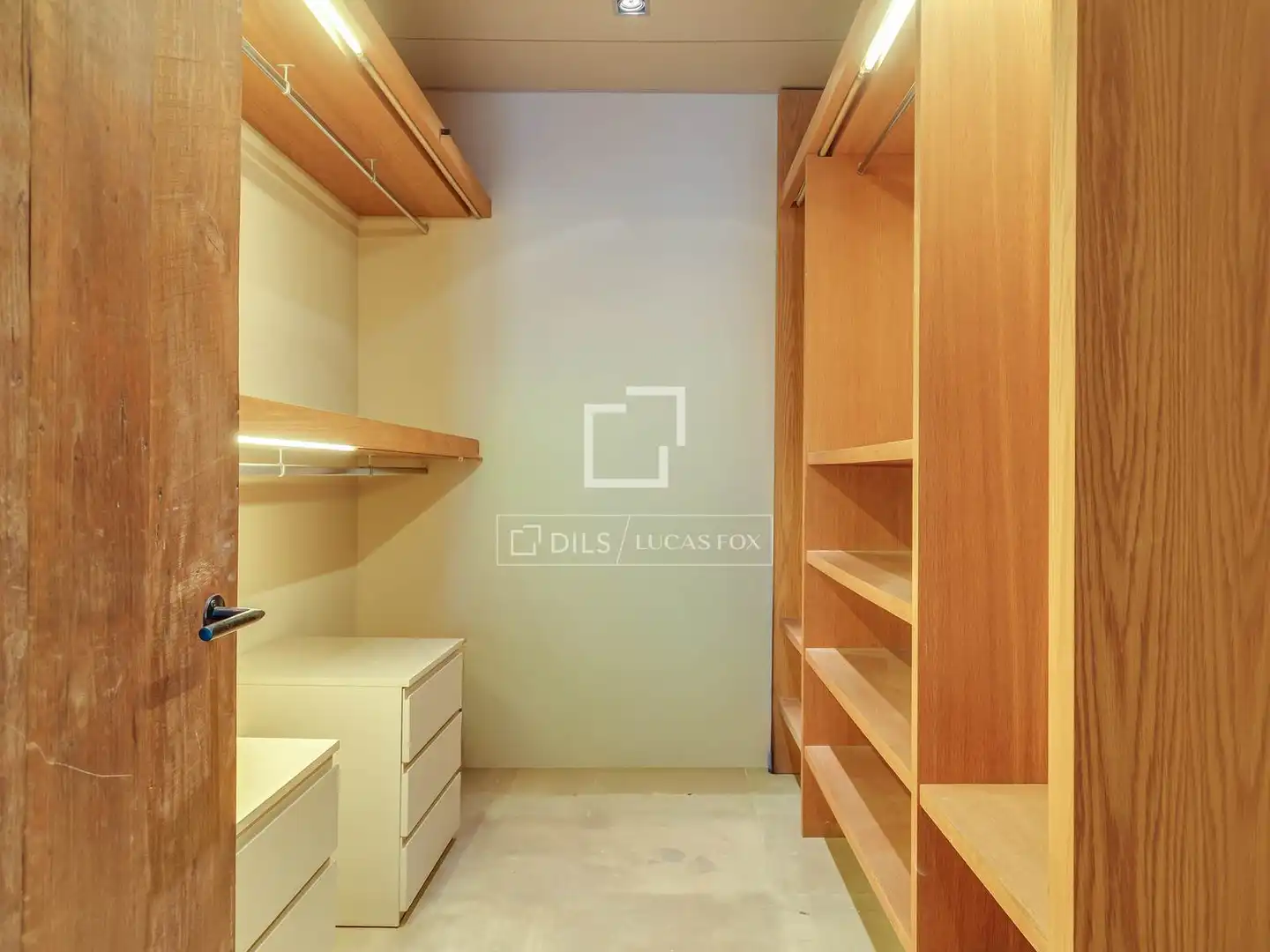 Habitación de Piso en venta en Barcelona con Aire acondicionado, Terraza y Amueblado