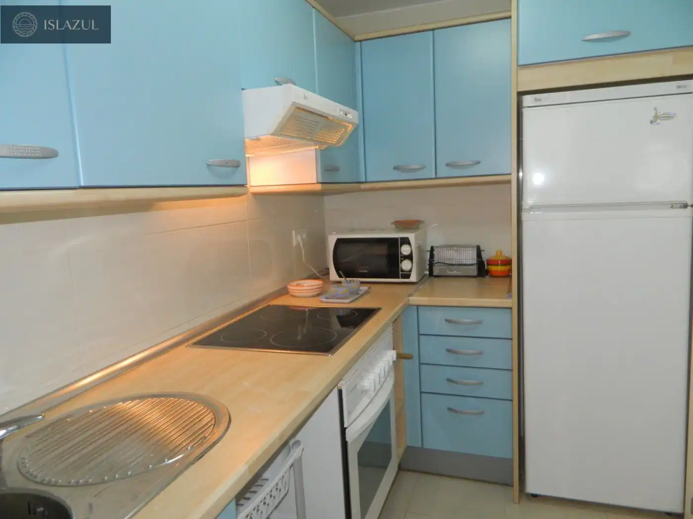 Cocina de Dúplex de alquiler en Isla Cristina con Terraza, Balcón y Piscina comunitaria