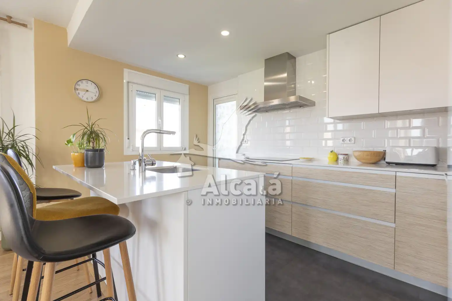 Cocina de Piso en venta en Alcalá de Henares con Aire acondicionado, Calefacción y Trastero
