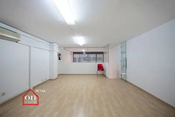 Local en venta en Sant Cugat del Vallès con Aire acondicionado, Calefacción y Parquet