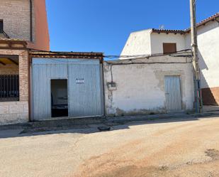 Vista exterior de Nau industrial en venda en Puerto Lápice