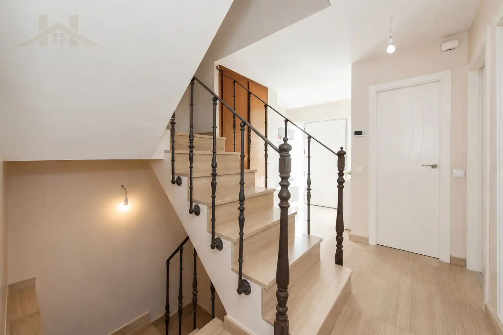 Houses for sale in La Moraleja  with Air Conditioner, Heating and Private garden