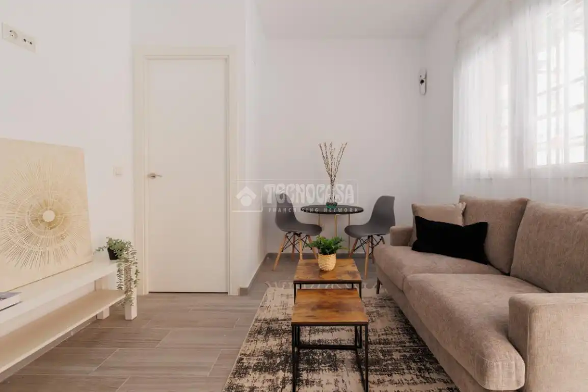 Sala de estar de Local en venta en Madrid
