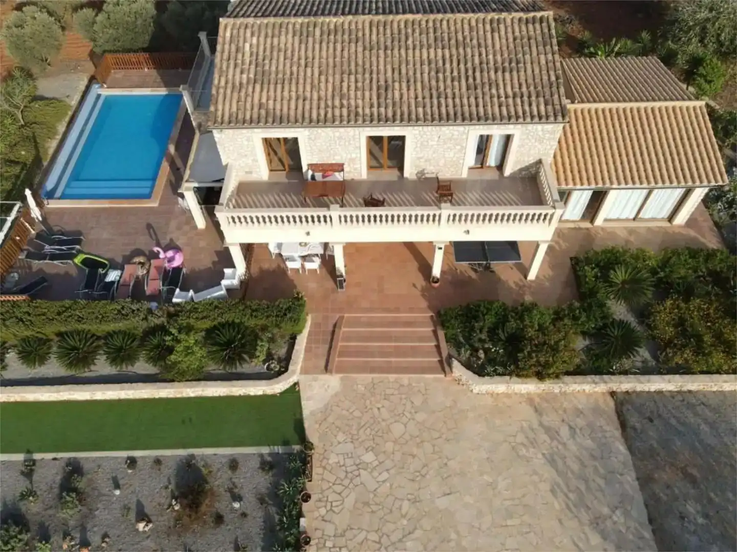 Vista exterior de Finca rústica de lloguer en Manacor amb Aire condicionat, Jardí privat i Traster